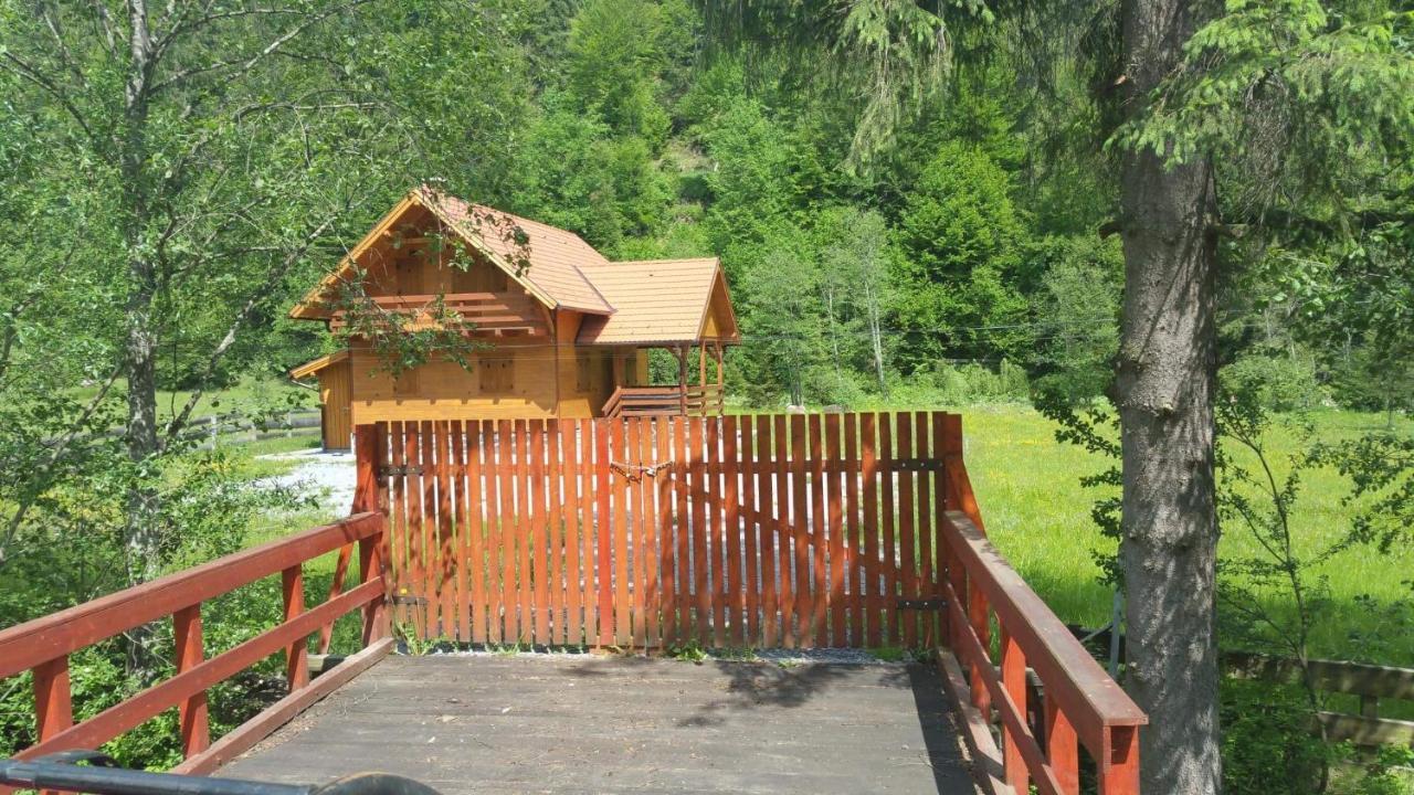 Central Chalet Varsag Esterno foto