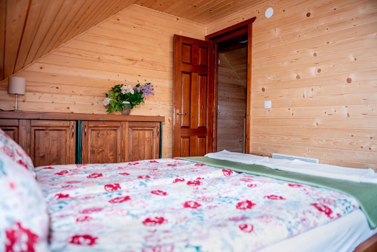 Central Chalet Varsag Esterno foto